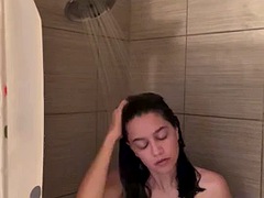 Angelica shower 3