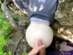 Having some fun on a local hike, doggystyle & cumshot on a popular trail