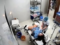 Amateur Asian lady gets her pussy examined on hidden cam