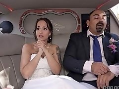 Latina bride tries the back of the limo for merciless hardcore sex