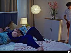 Dimitry Simonits Big Cock Sissy Futanari Facial Climax